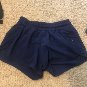 Lululemon tracker V short